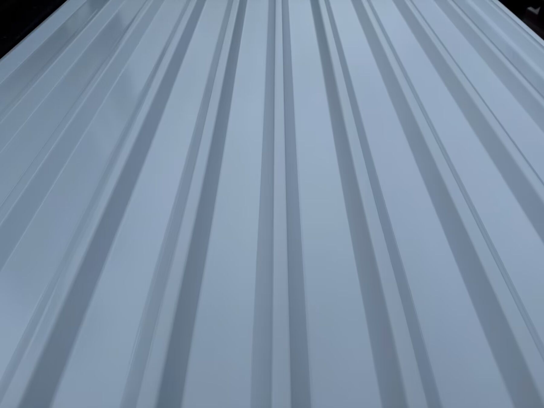 Sonderposten Trapezbleche 3,00 m Profil 18/1060, 0.50 mm Stärke, Grauweiß 9002