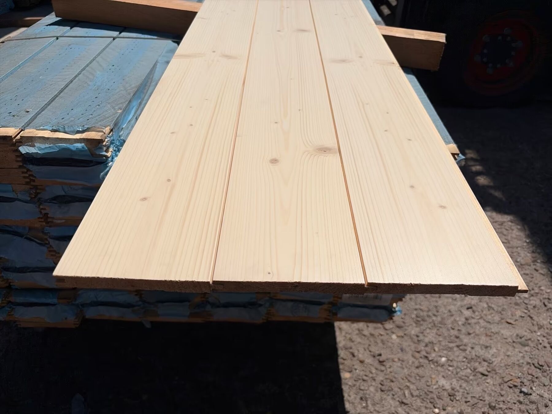 Holzbrett, Holzlatten, Weichholz, Kiefernbrett, unbehandeltes Holz, Holzbrett, Brett, Holzplatte, Nadelholz, Naturholz