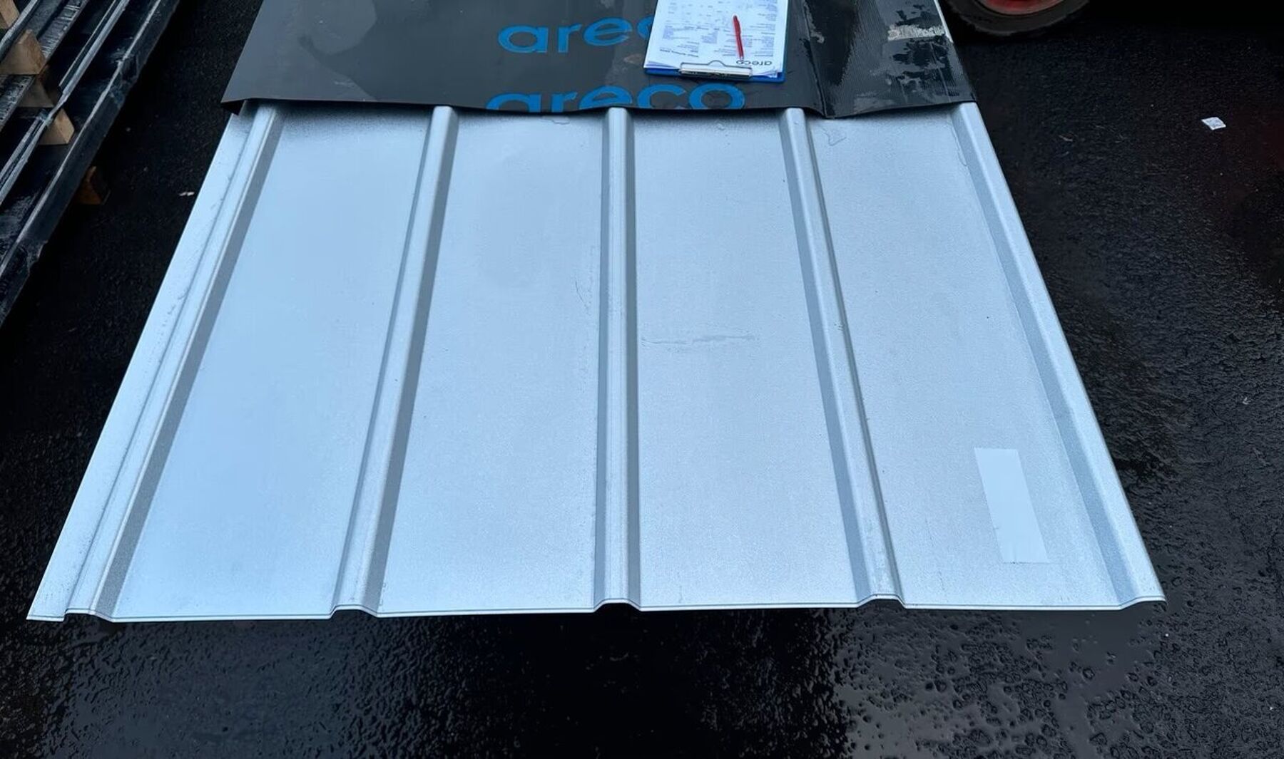 33,84 m² Trapezblech Sonderposten 600 cm Alu-Zink DP 20/220