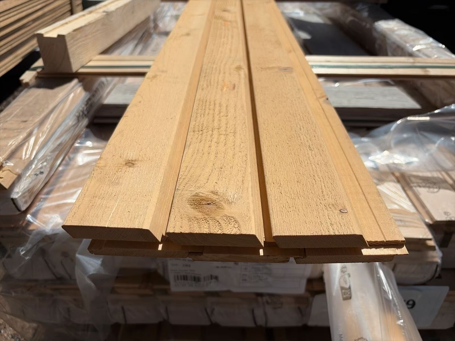 28,44 m² Fichte Rhombusleisten Natur Lärche KDI, 27x94x4450 mm