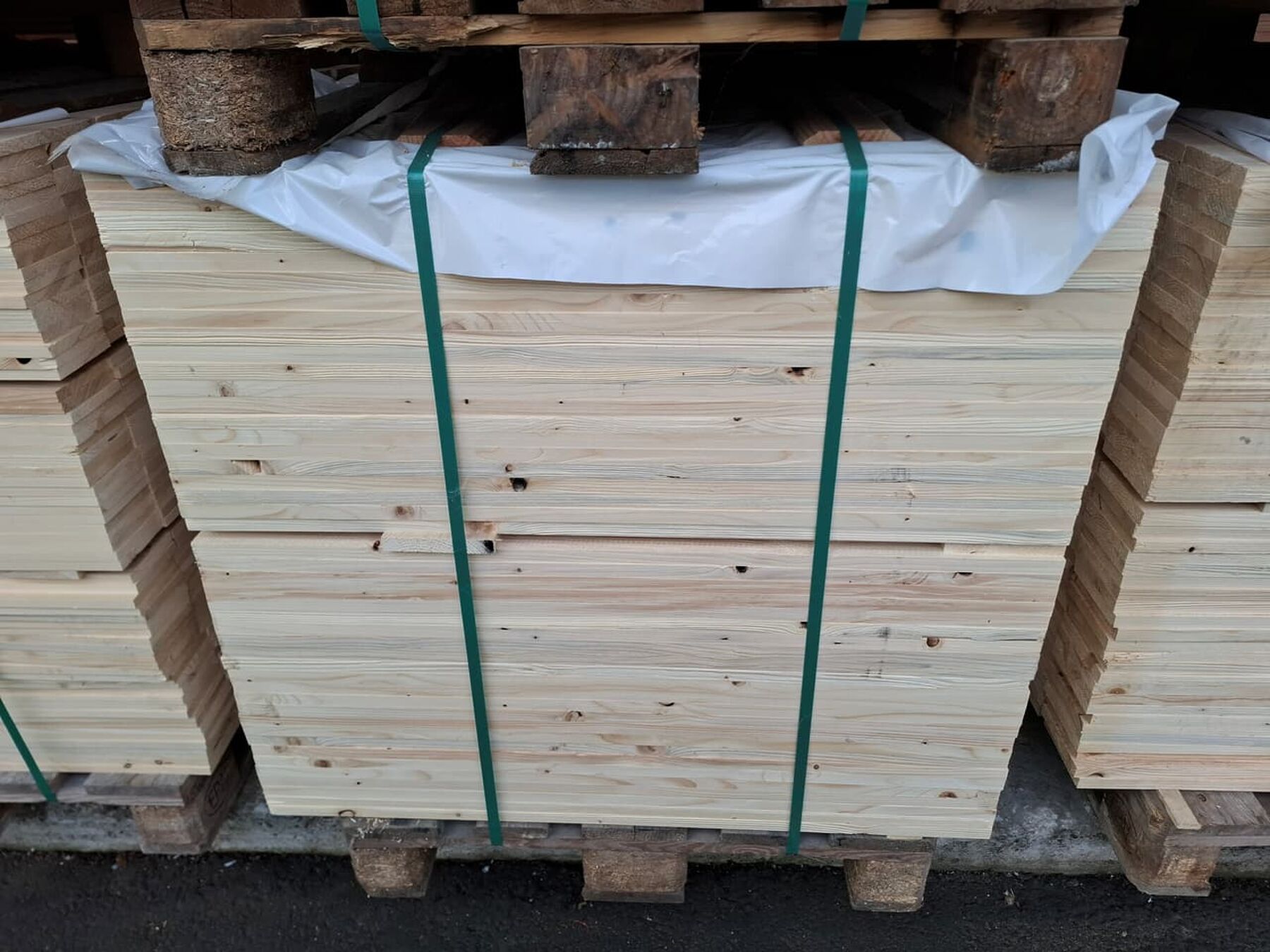 47,55 m² Fichte Holzlatten Glattkantbretter, 17x123x950 mm