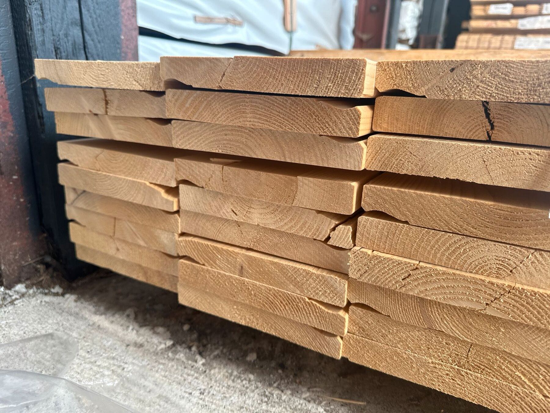 44 m² Nordische Fichte Glattkantbrett Rund/Nut, 27x195x5100 mm