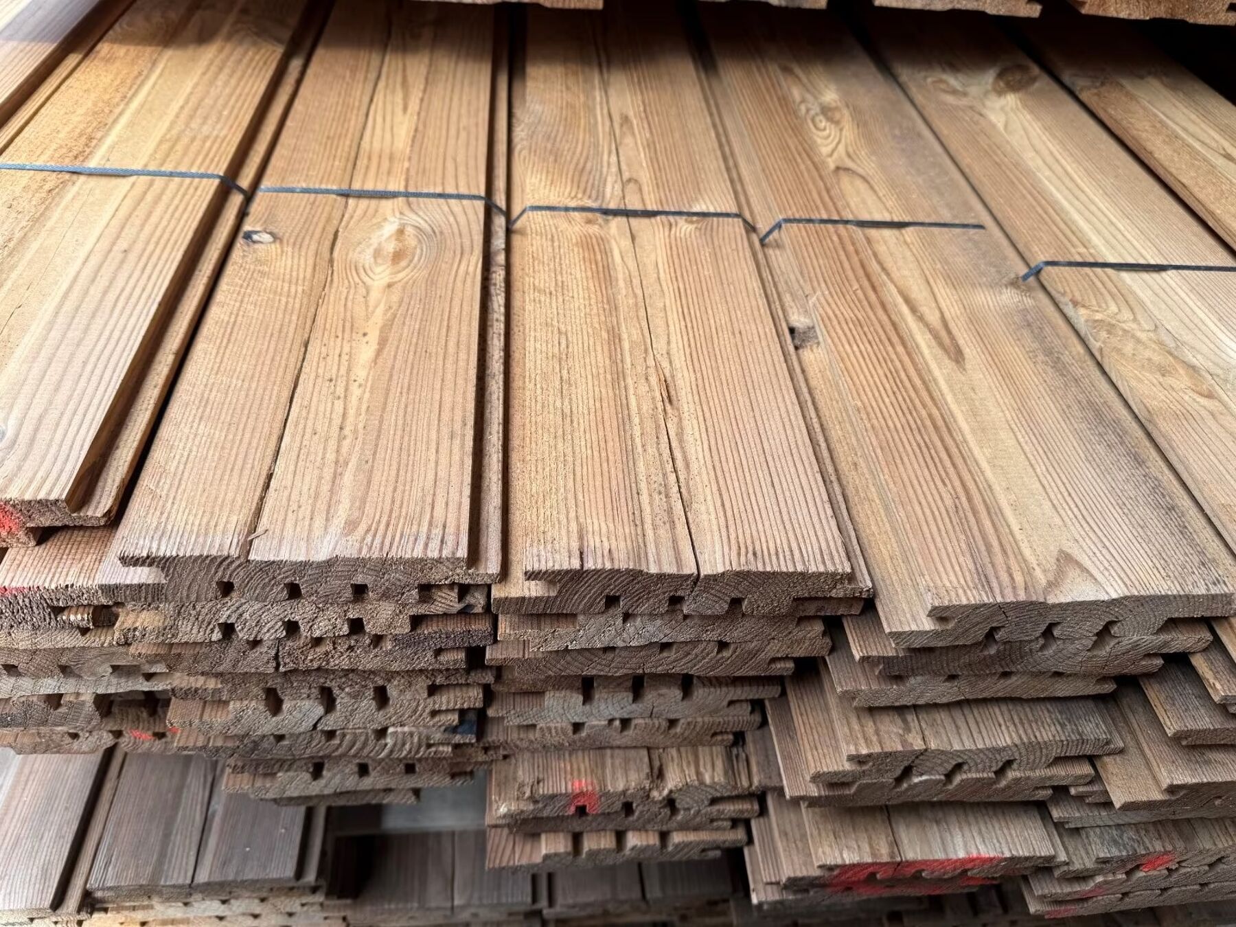 40,37 m² Thermo Kiefer Rhombusprofil 27x144x5100 mm