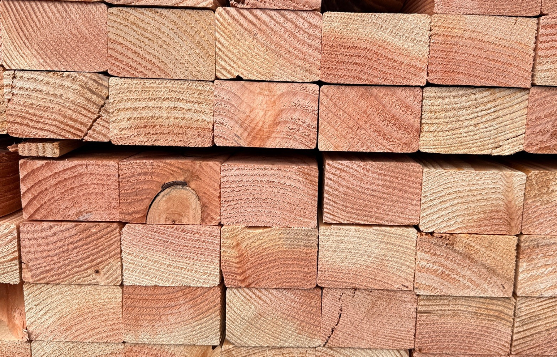 Holzlatten, Schnittholz, Holzquader, Rotes Holz, Konstruktionsholz