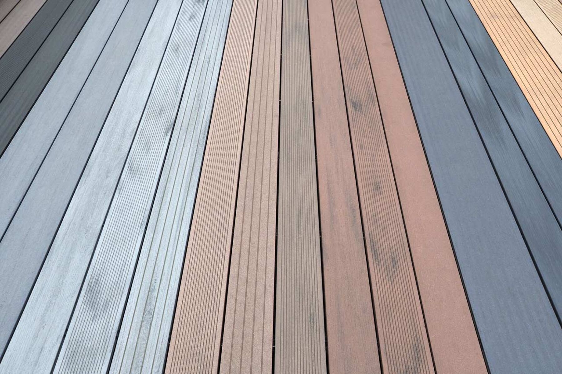 Terrassendielen-Material