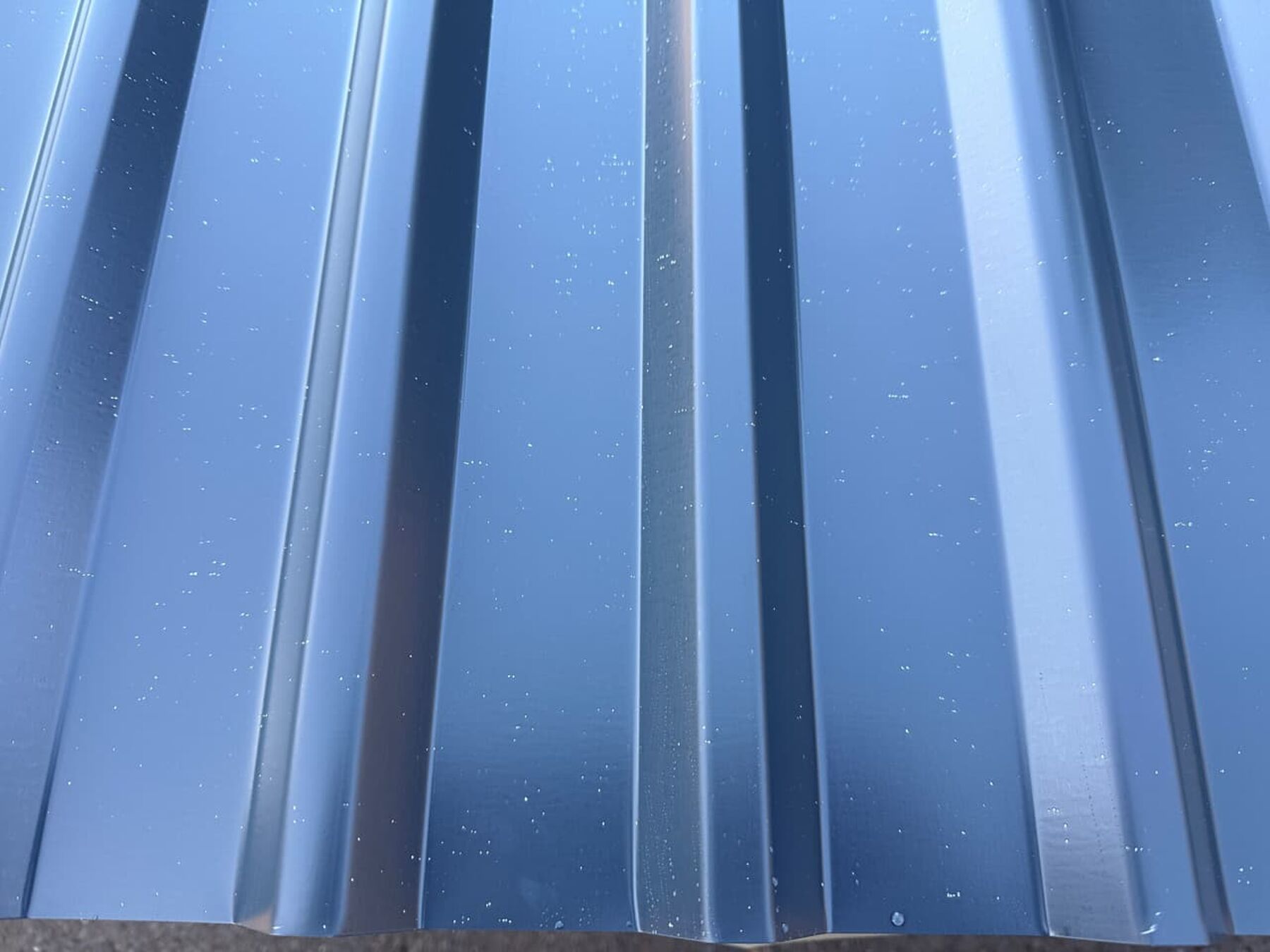 Sonderposten Trapezbleche 3,00 m Profil 18/1060, 0.55 mm Stärke, Anthrazit 7016