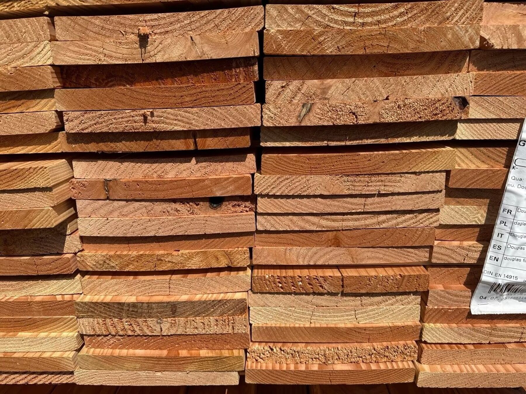 Schnittholz, Holz, Hartholz, Gebeiztes Holz