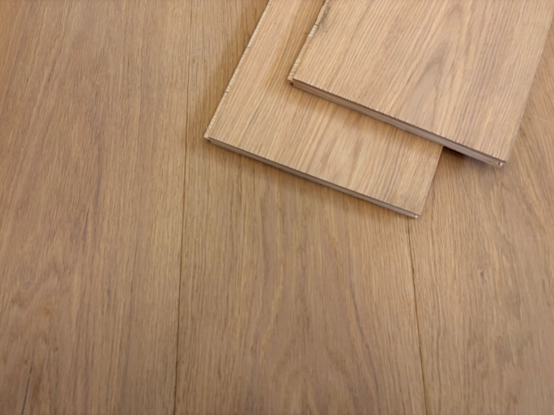 Restposten 19,88 m² Parkett Eiche Landhausdiele weiß, 2390 x 195 x 14 mm Holzboden, Holzdiele, Bodenbelag, Holzparkett, Verlegt"