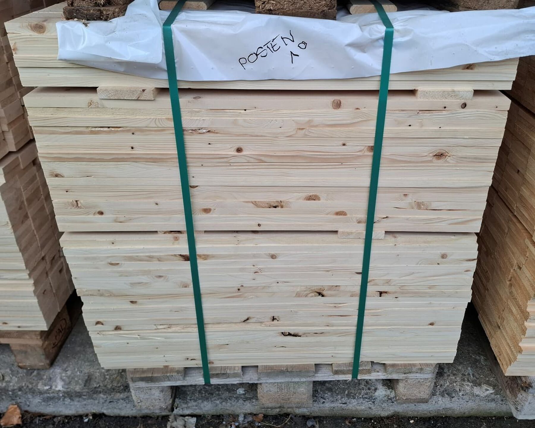 46,46 m² Fichte Holzlatten Glattkantbretter, 18x100x880 mm