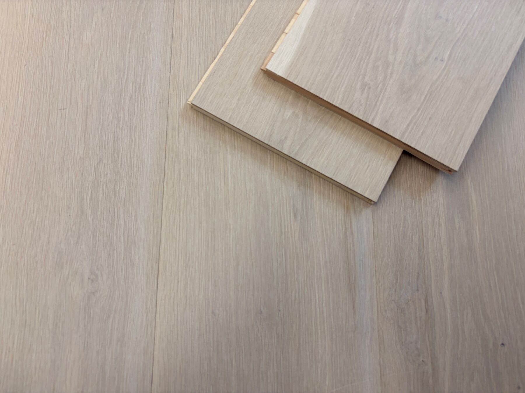 Holzboden, Holzplatten, Naturholz, Bodenbelag, Estrichbrett