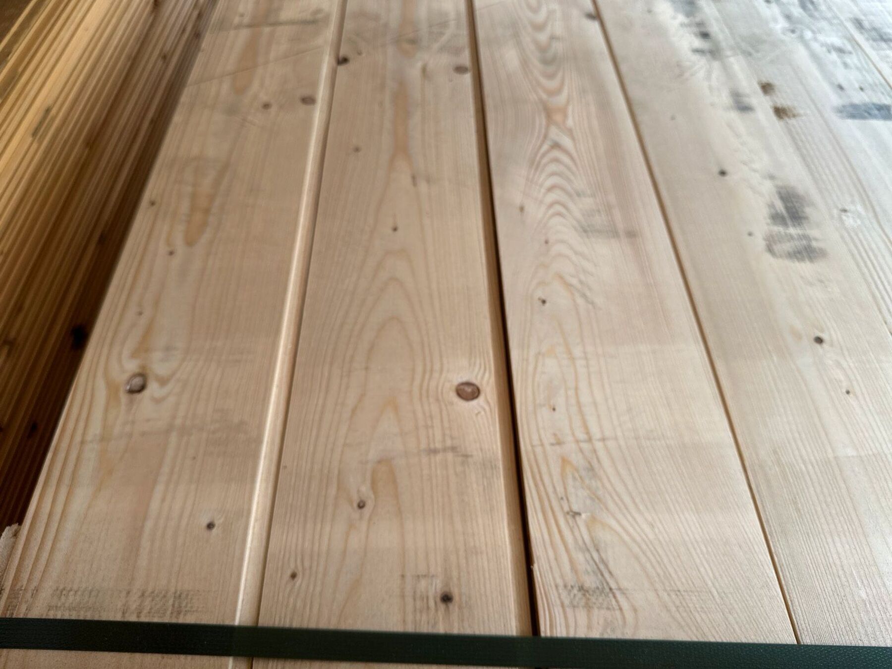 55 m² Nordische Fichte Profilholz Stulpschalung, 18.5x146x2400 mm
