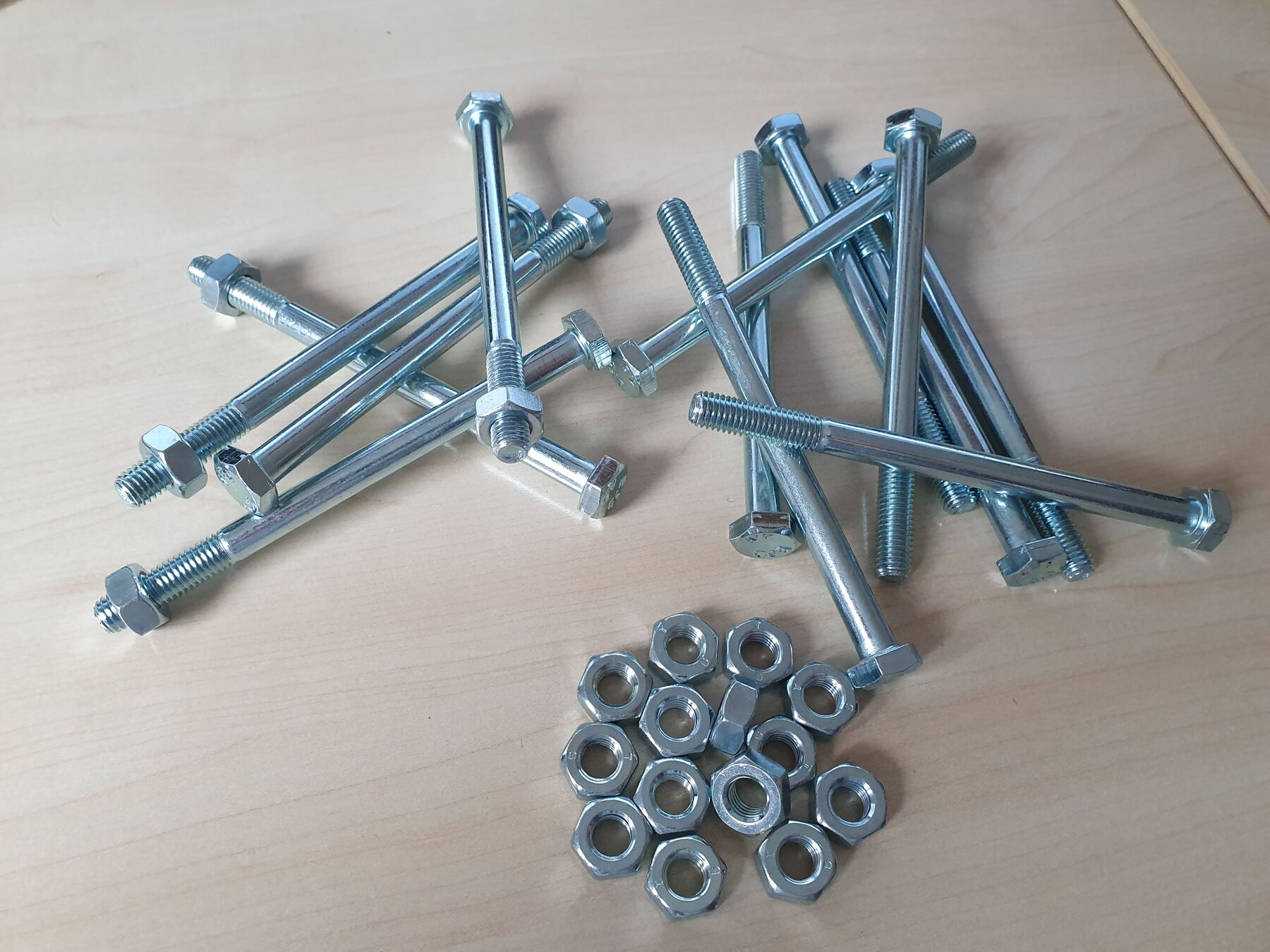 Mutter 10x90 mm
