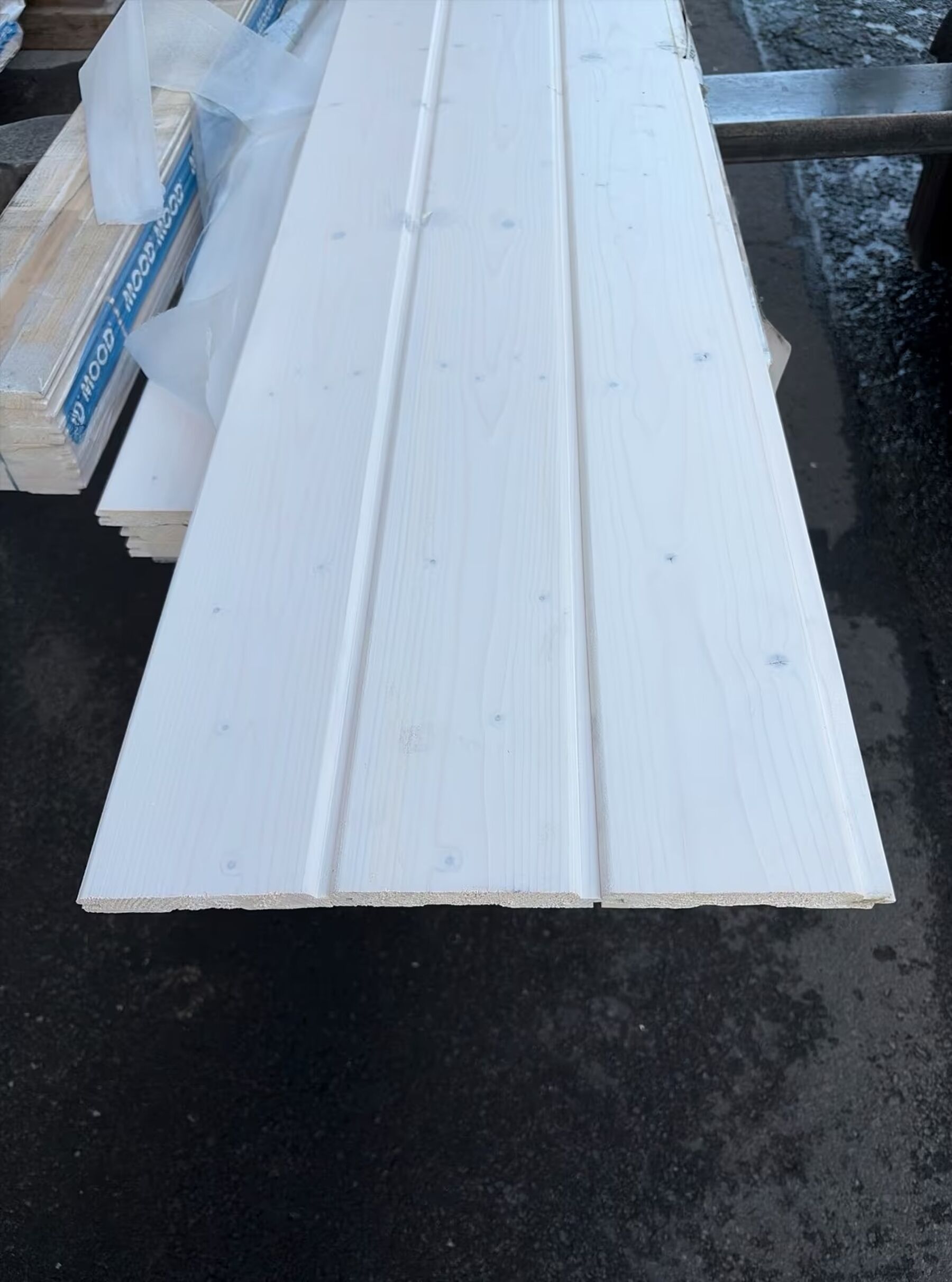 Fichte Profilbretter Weiss, 15.5x121x2100 mm Fichte Profilbretter Weiss, 15.5x121x2100 mm