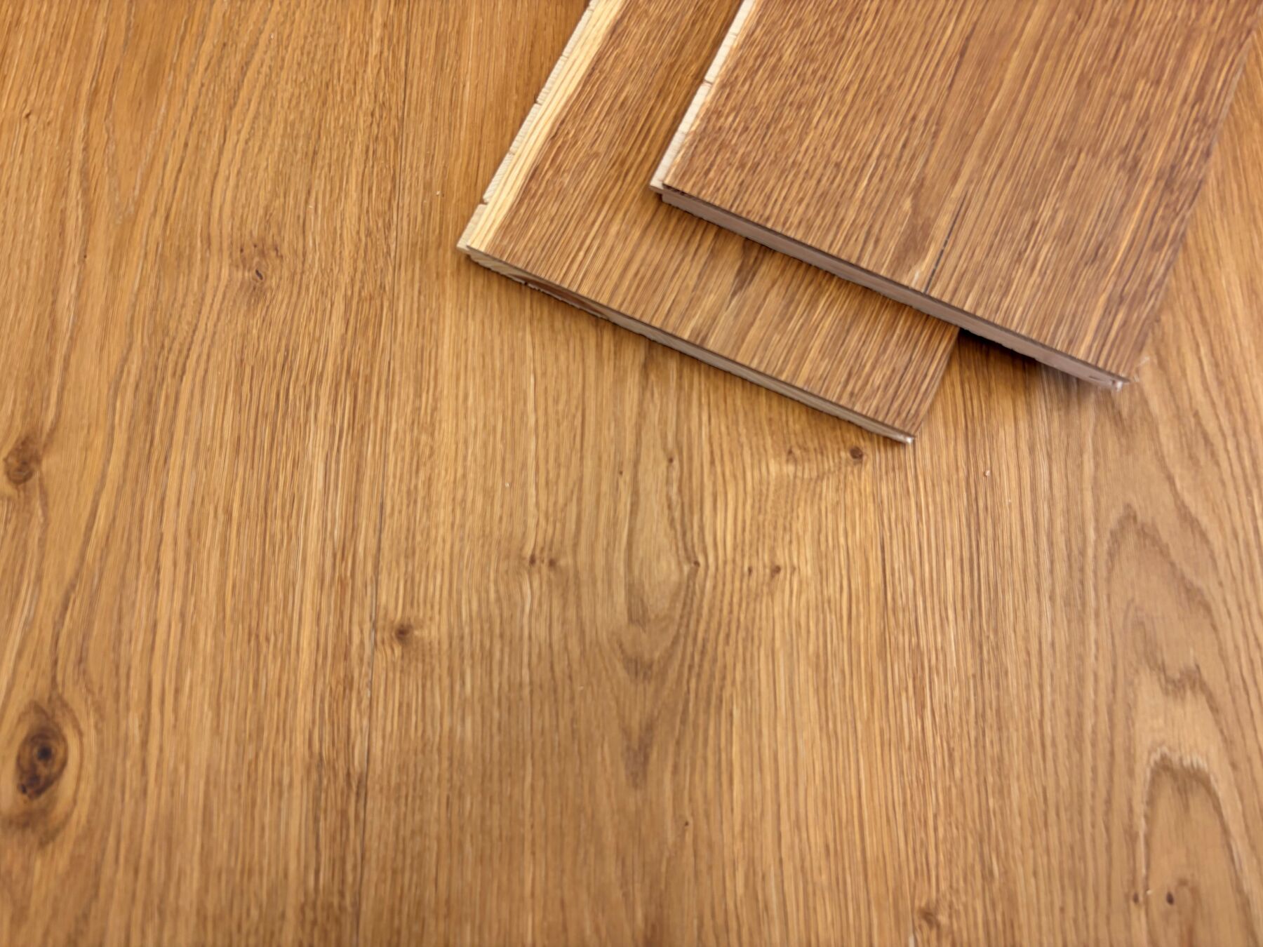 Parkett Eiche Landhausdiele Lappland Dark geölt, 2390 x 198 x 14 mm wood flooring, wood panels, brown, veneer, laminate