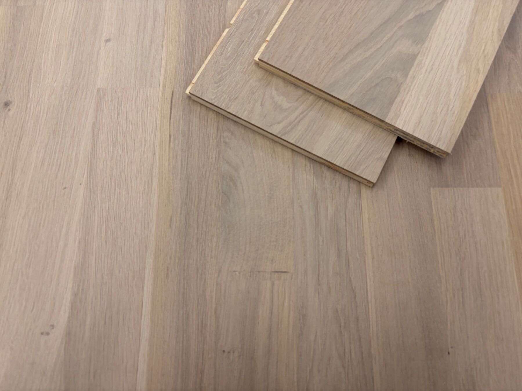 Parkett Eiche Schiffsboden Österlen lackiert, 2390 x 198 x 14 mm Holzboden, Parkett, Dielen, Holzpanel, Laminat