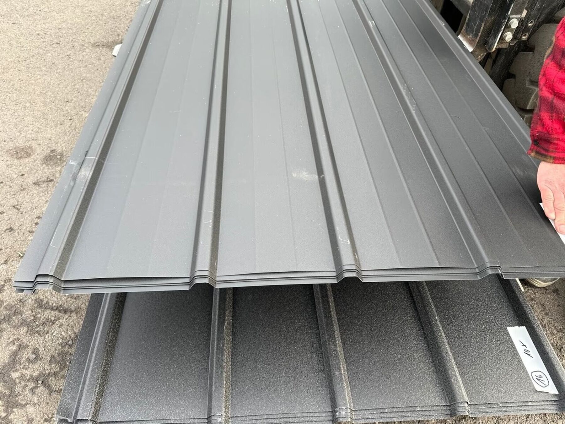 37,22 m² Trapezblech Sonderposten 300 cm Schwarz DP 20/220