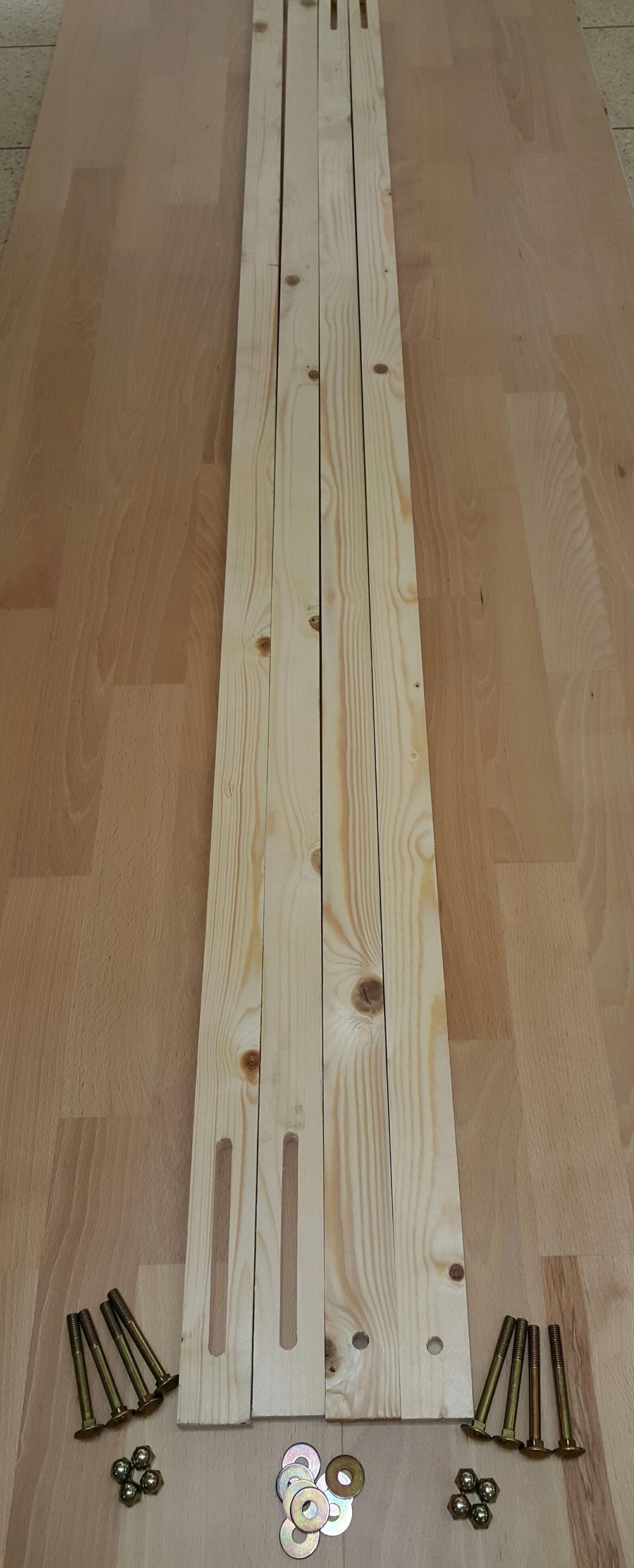 Wind- und Sturmsicherung für Gartenhäuser
