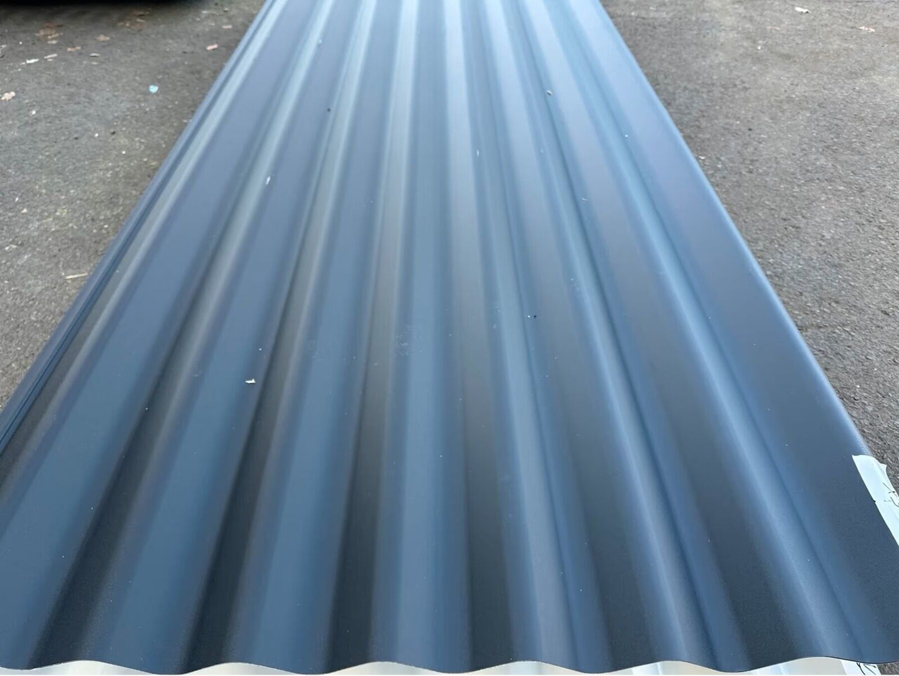 16,65m² Wellblech Sonderposten 300 cm DP 34-143 Anthrazit mit Vlies