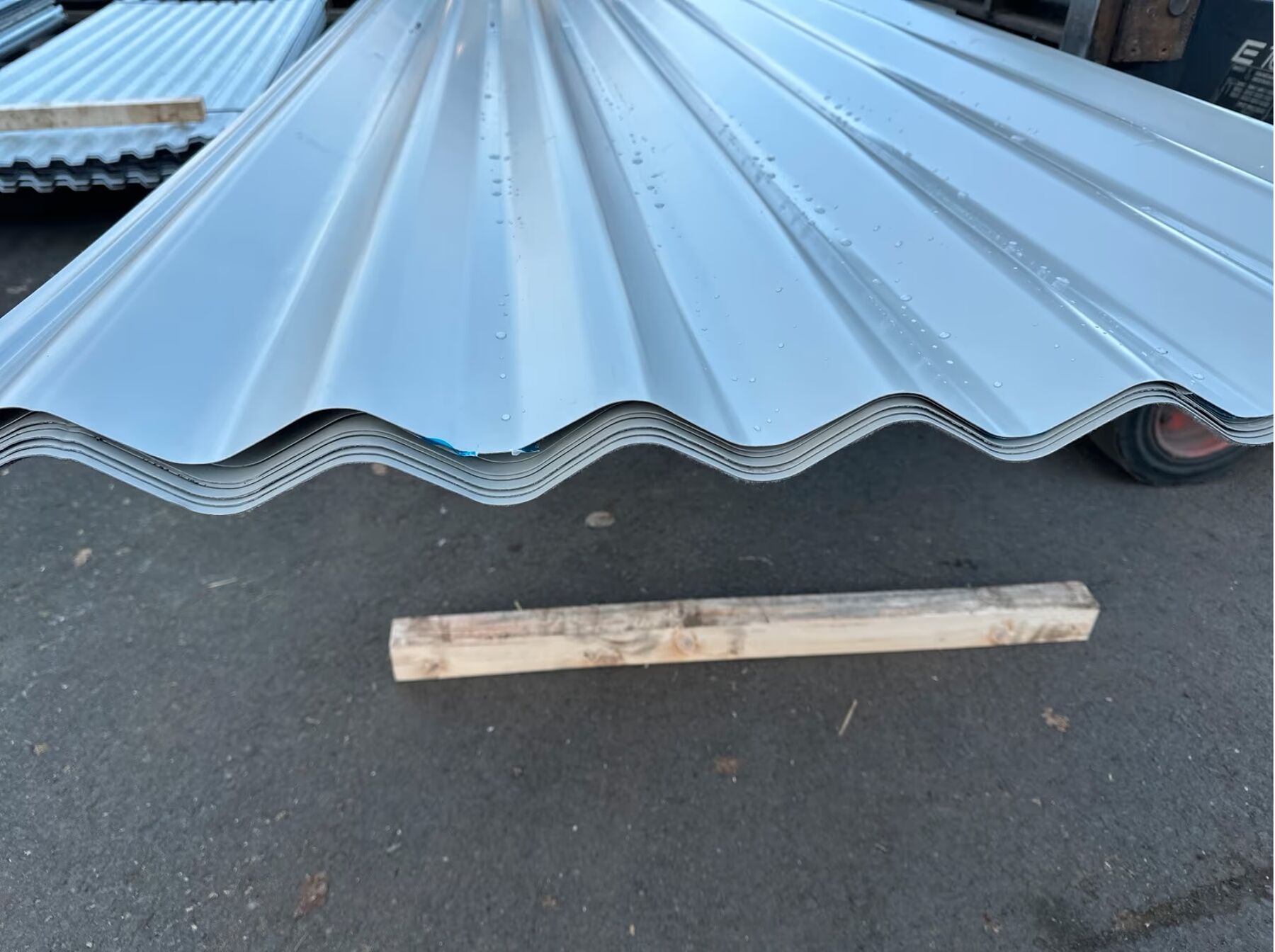 29,97 m² Wellblech Sonderposten 300 cm Silber DP 34-143 