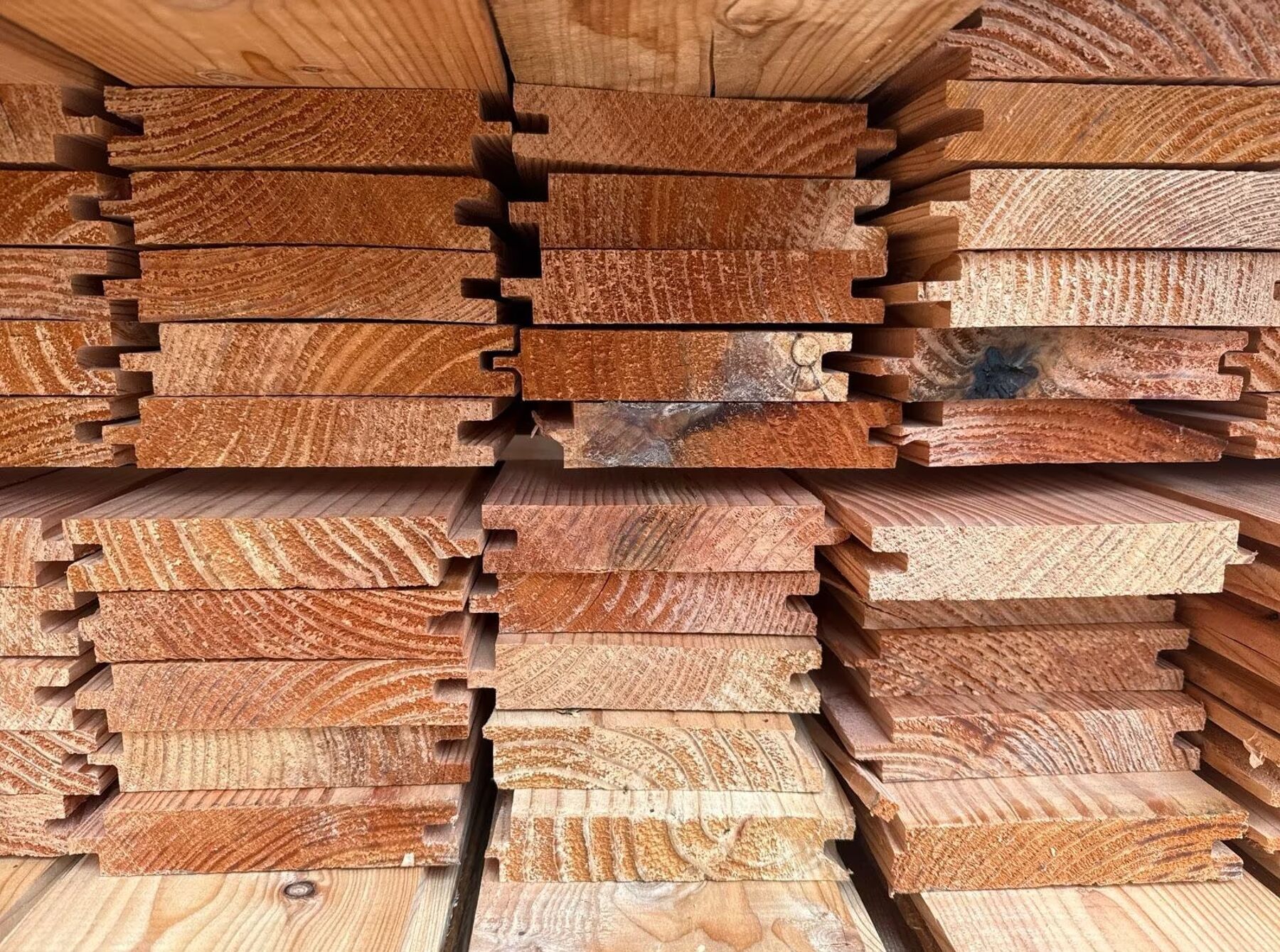 Hartholz, Schnittholz, Holz, Gebeiztes Holz, Innenarchitektur